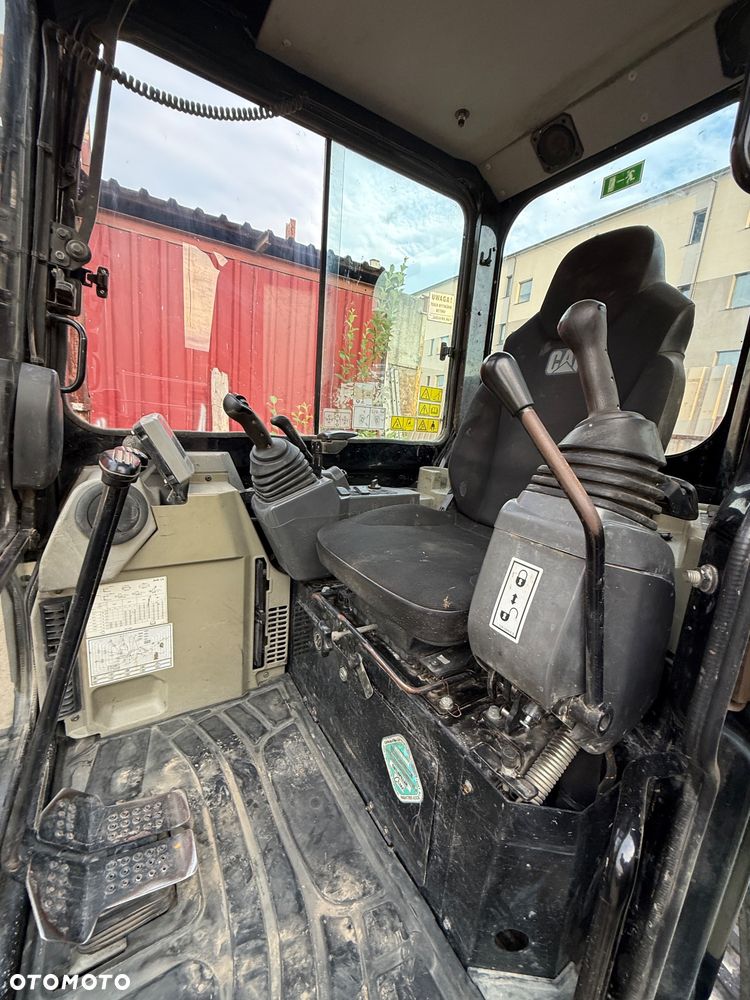 Caterpillar 304E - 7