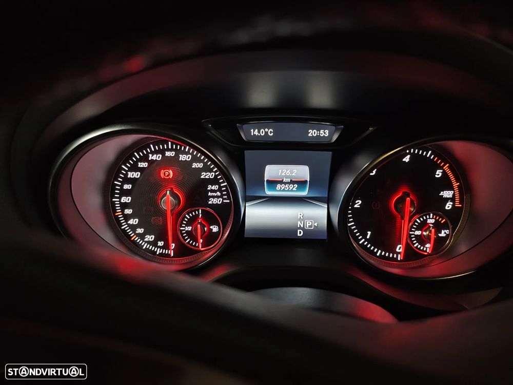 Mercedes-Benz GLA 220 d 7G-DCT AMG Line - 3