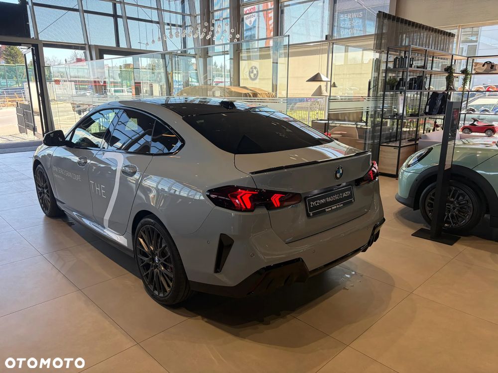 BMW Seria 2 220 mHEV - 9