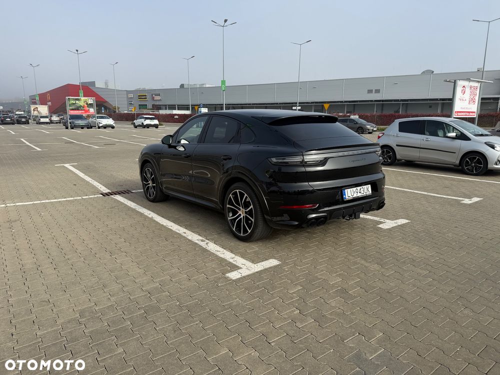 Porsche Cayenne GTS - 7