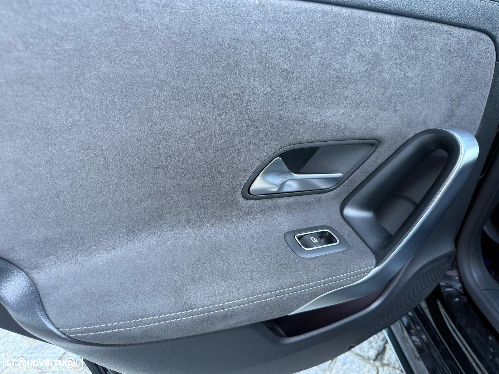 Mercedes-Benz A 35 AMG 4Matic Speedshift DCT 7G Edition 1 - 27