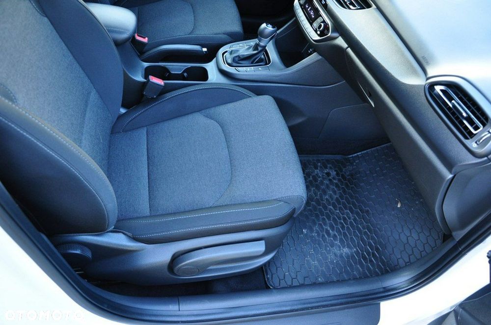 Hyundai i30 1.6 CRDI DCT EDITION 30+ - 28