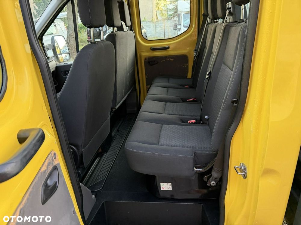 Ford Transit - 32