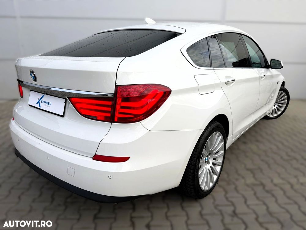 BMW Seria 5 530d xDrive Gran Turismo - 4