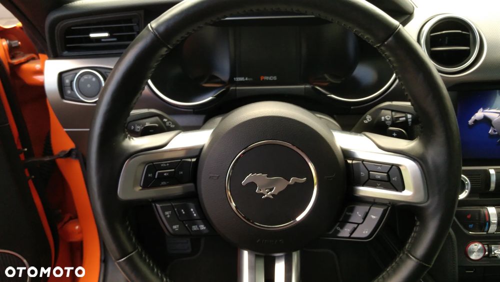 Ford Mustang - 17