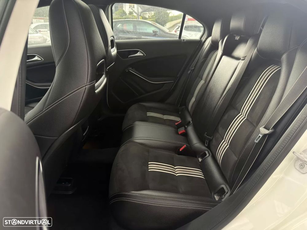 Mercedes-Benz A 180 CDI 7G-DCT AMG Line - 21