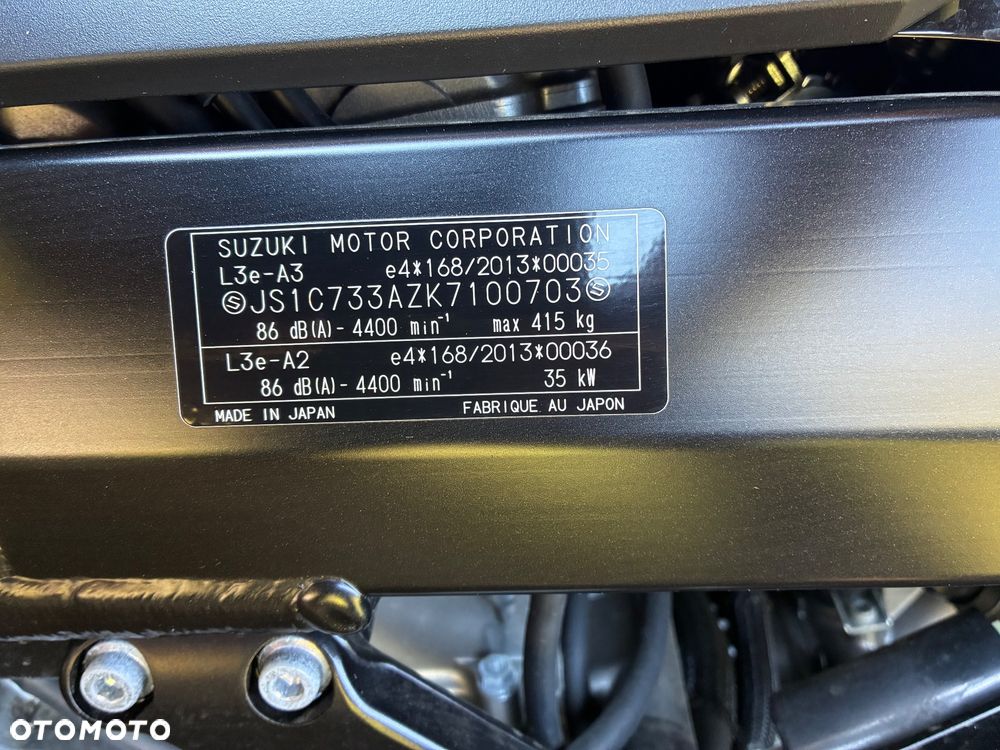 Suzuki V-STROM - 9