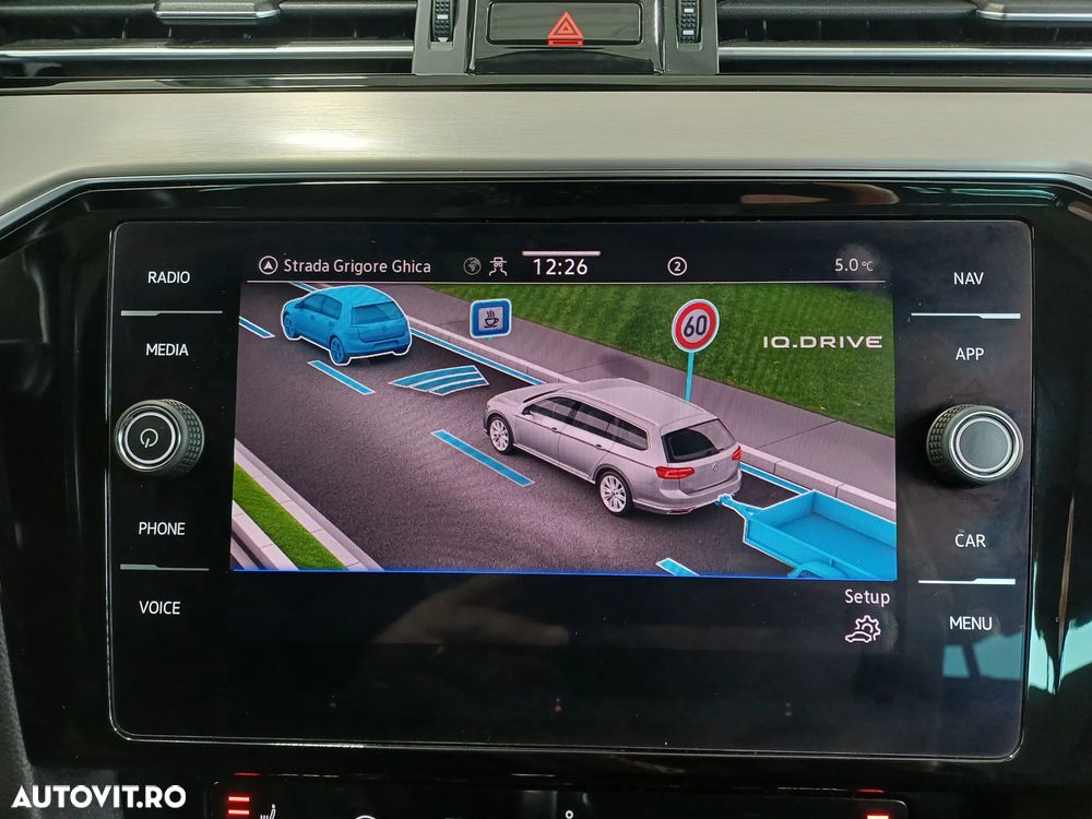 Volkswagen Passat 2.0 TDI SCR DSG Elegance - 29