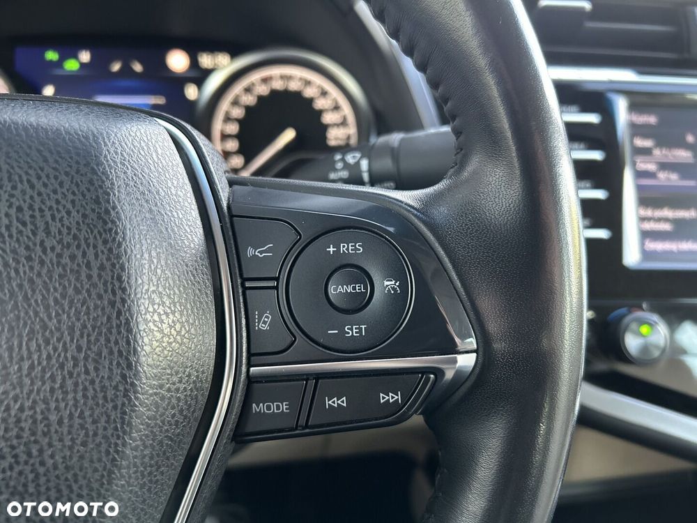Toyota Camry 2.5 Hybrid Comfort CVT - 16