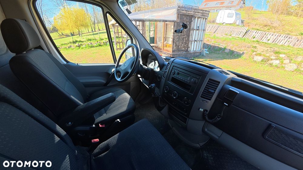 Mercedes-Benz Sprinter - 18