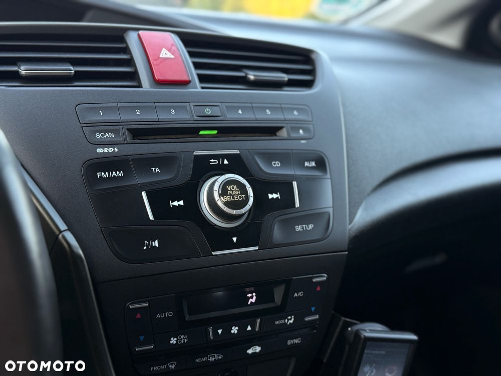 Honda Civic 1.8 i-VTEC Comfort 40 Jahre Edition - 20