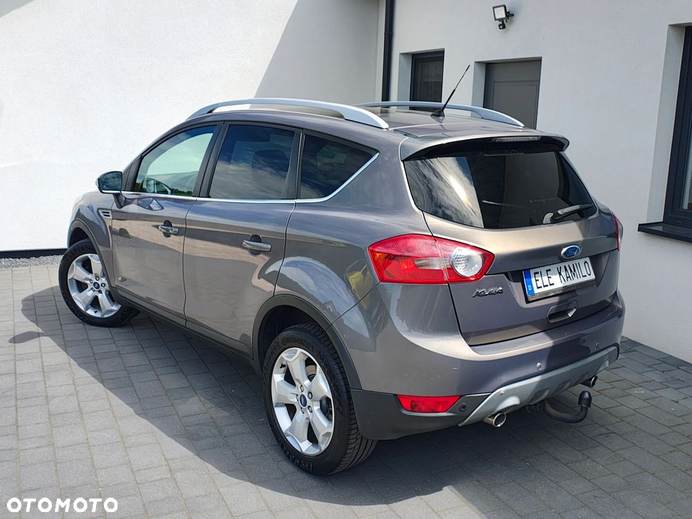 Ford Kuga 2.0 TDCi 4x4 Titanium - 4