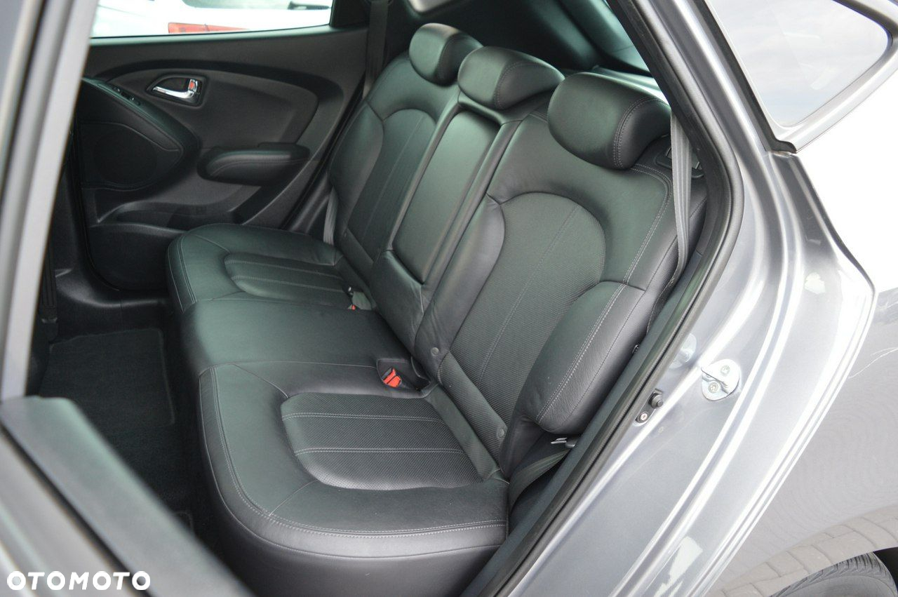 Hyundai ix35 1.7 CRDi Premium 2WD - 32