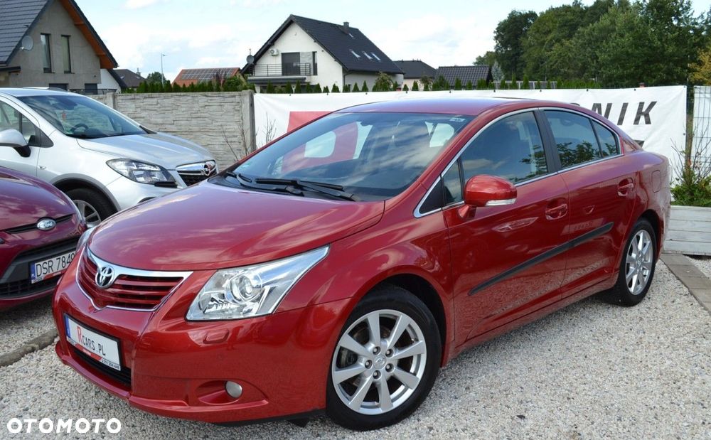 Toyota Avensis 2.0 Multidrive S Executive - 12