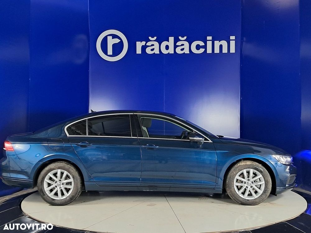 Volkswagen Passat - 6