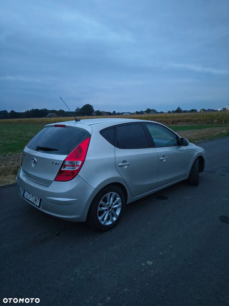 Hyundai i30 1.4 Comfort - 7