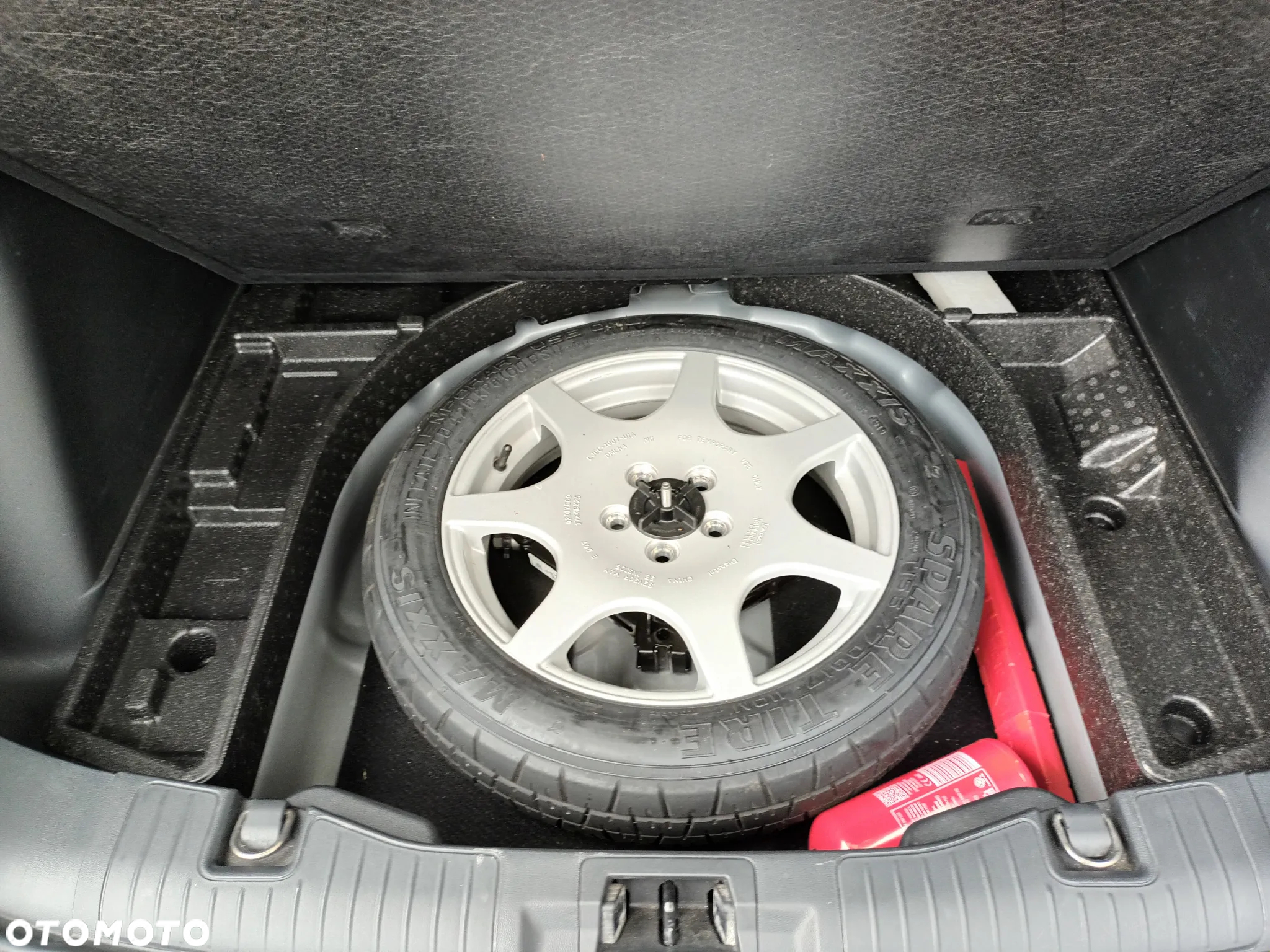 Ford Kuga - 26