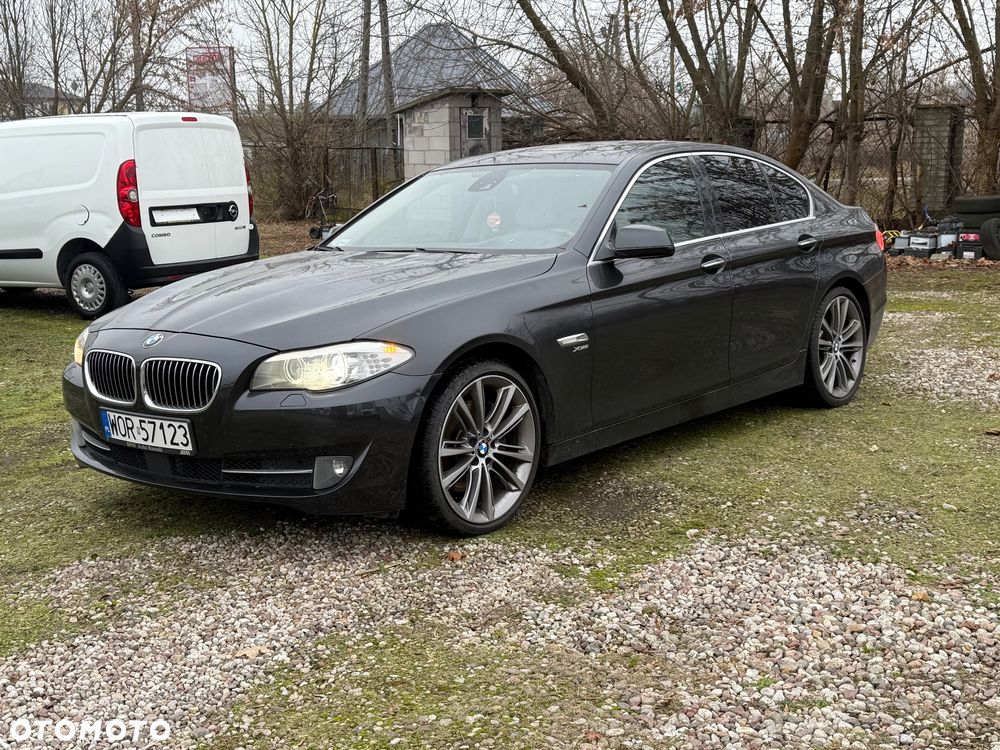 BMW Seria 5 535d xDrive Luxury Line - 23