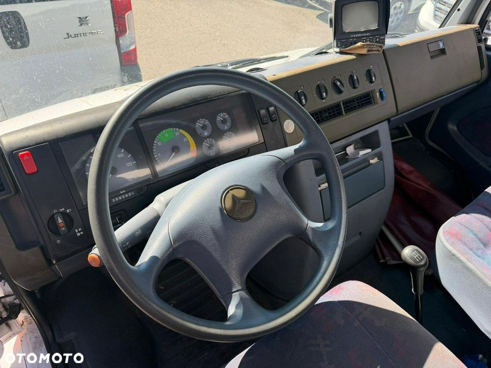 Mercedes-Benz Vario Autosklep Wędlin Gastronomiczny Food Truck Foodtruck sklep Borco - 13