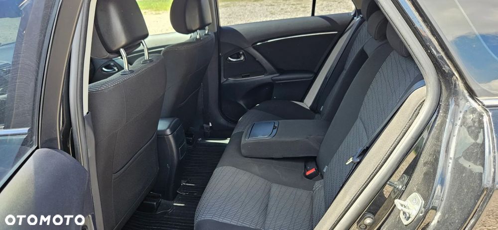Toyota Avensis 1.8 Edition - 18