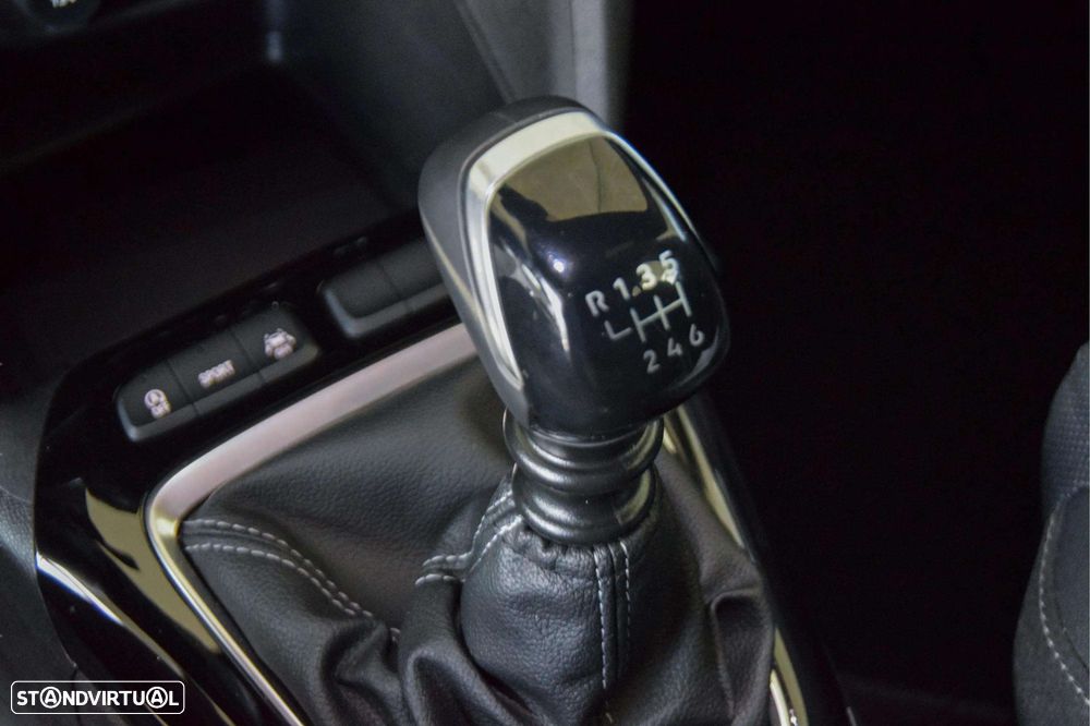 Opel Corsa 1.2 T GS - 18