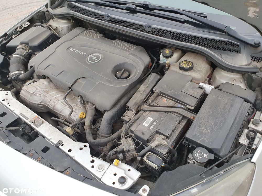 Opel Astra 2.0 CDTI Sport - 11