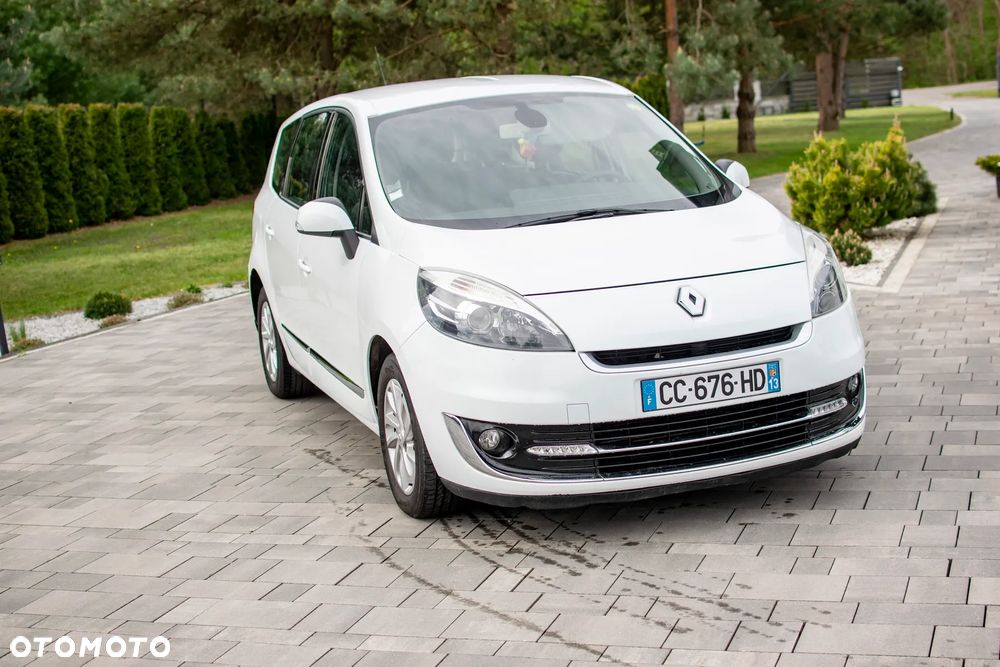 Renault Grand Scenic - 1