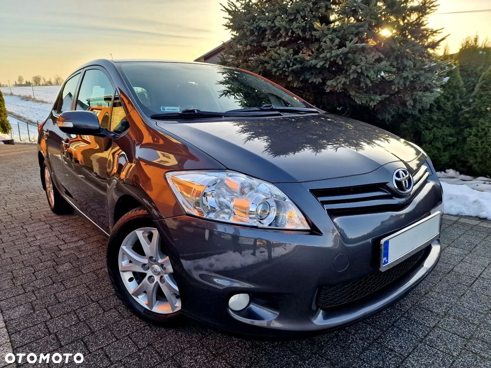 Toyota Auris 1.6 Premium - 33