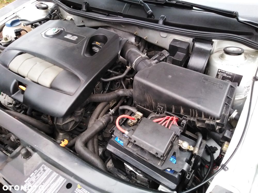 Skoda Octavia 2.0 Combi Ambiente 4x4 - 36