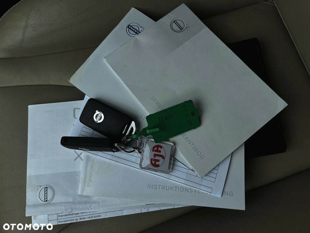 Volvo XC 60 D3 Geartronic Momentum - 36