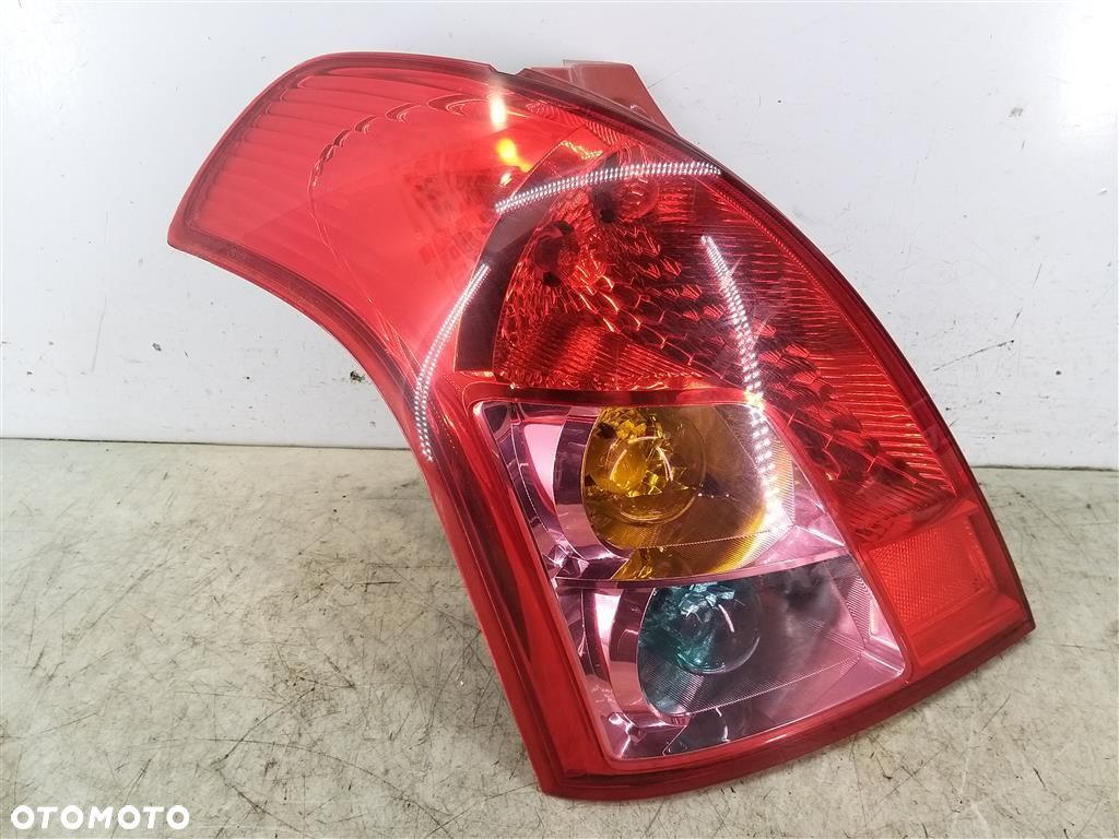 Lampa LEWA tylna tył Suzuki Swift IV 2004-2010 LIFT 3DRZWI - 1