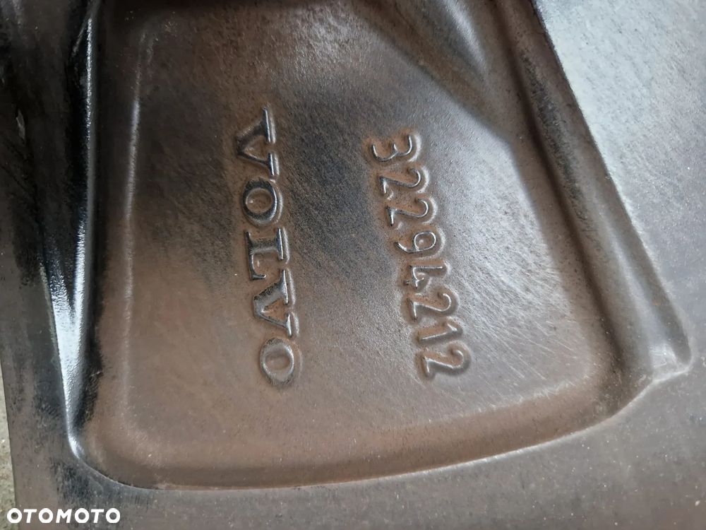 FELGA VOLVO XC40 II  7,5Jx19H2,  ET50,5,  5x108 - 10