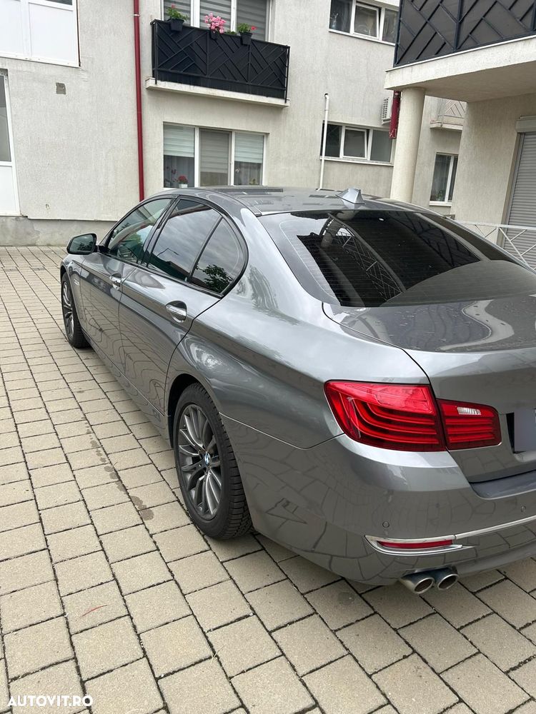 BMW Seria 5 525d xDrive AT - 5