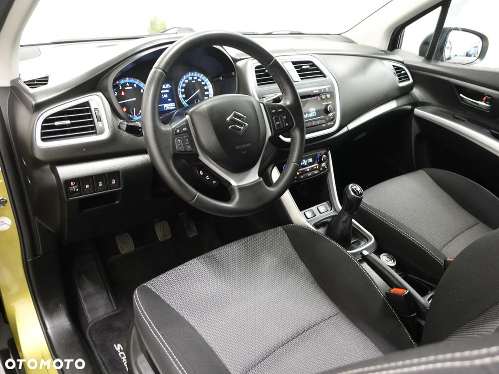 Suzuki SX4 S-Cross 1.6 VVT 4x4 Comfort - 21