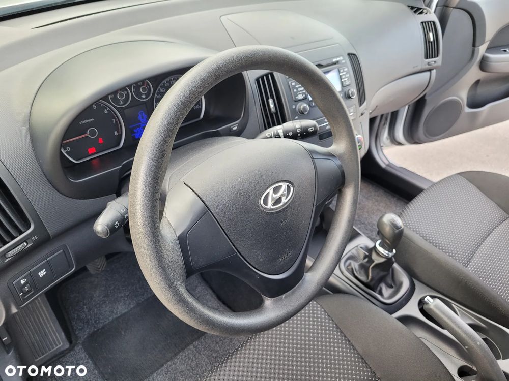 Hyundai i30 1.4 FIFA WM Edition - 15