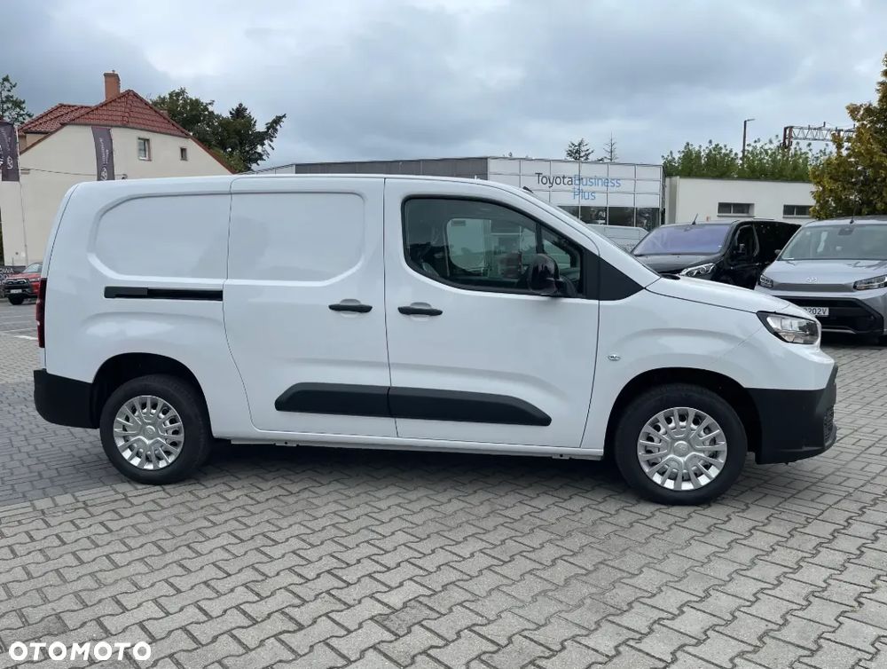 Toyota Proace City - 9