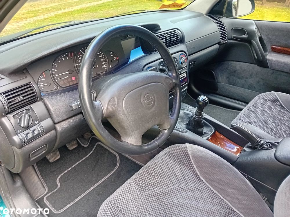 Opel Omega - 7