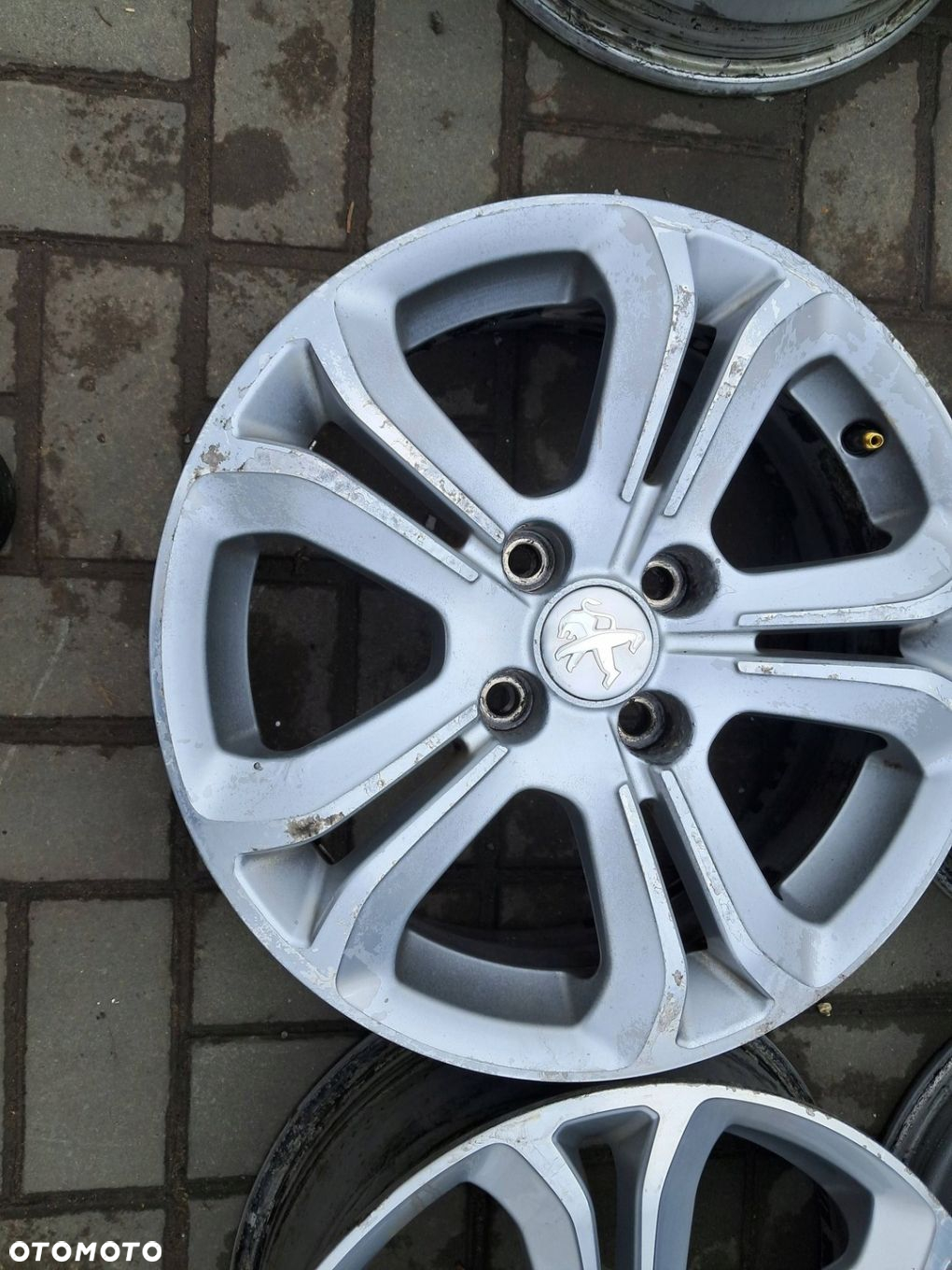 Peugeot 208 FELGI Aluminiowe 16" 9673773677 ET23 6" 4x108 - 6