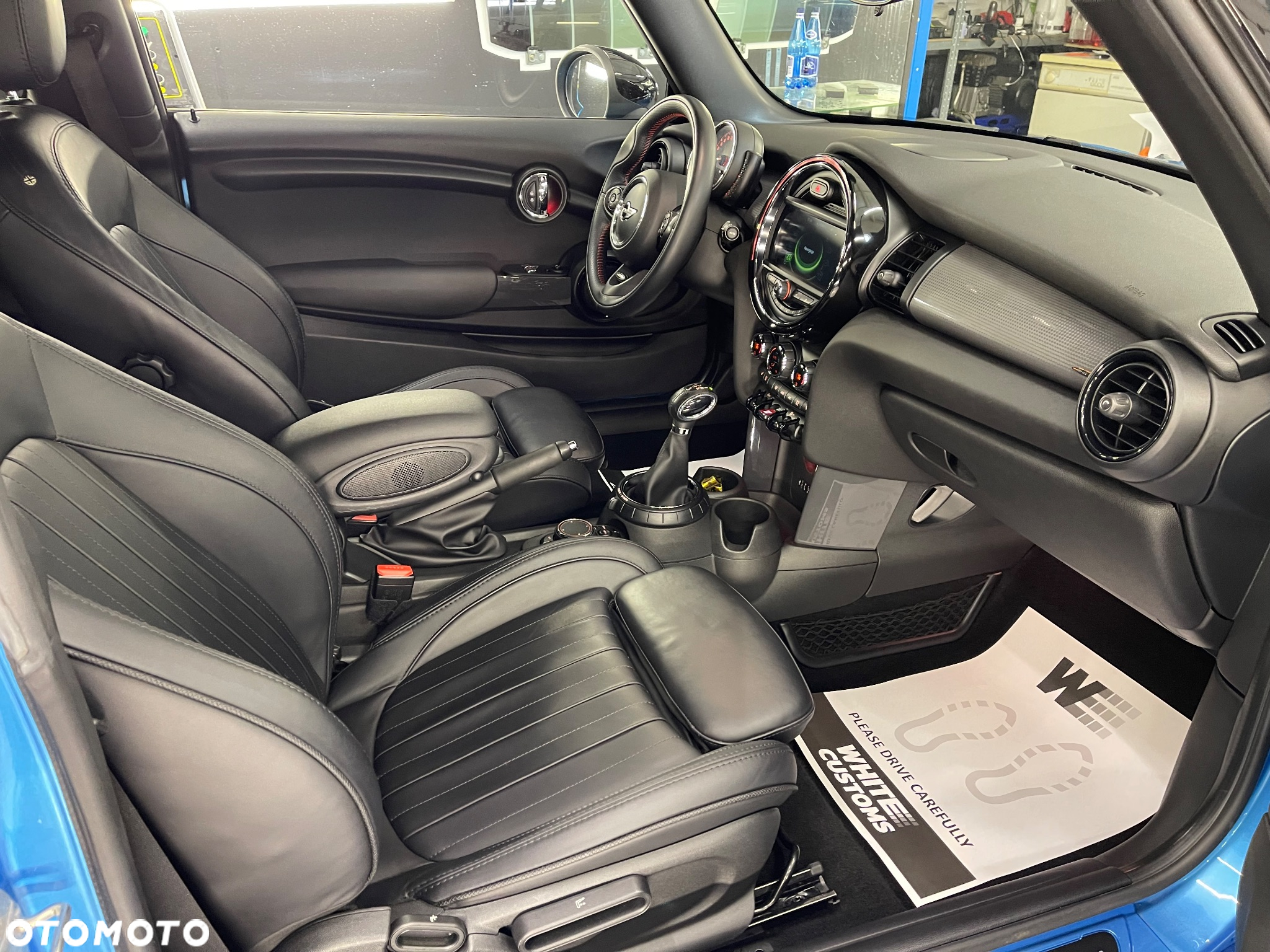 MINI Cooper John Works Trim - 32