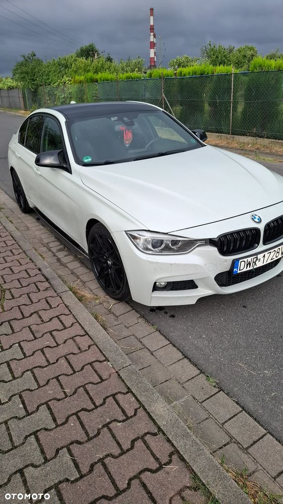 BMW Seria 3 318d - 3