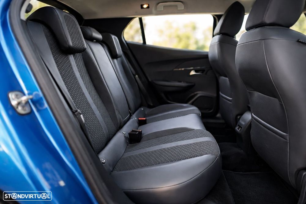 Peugeot e-2008 50 kWh Allure - 19