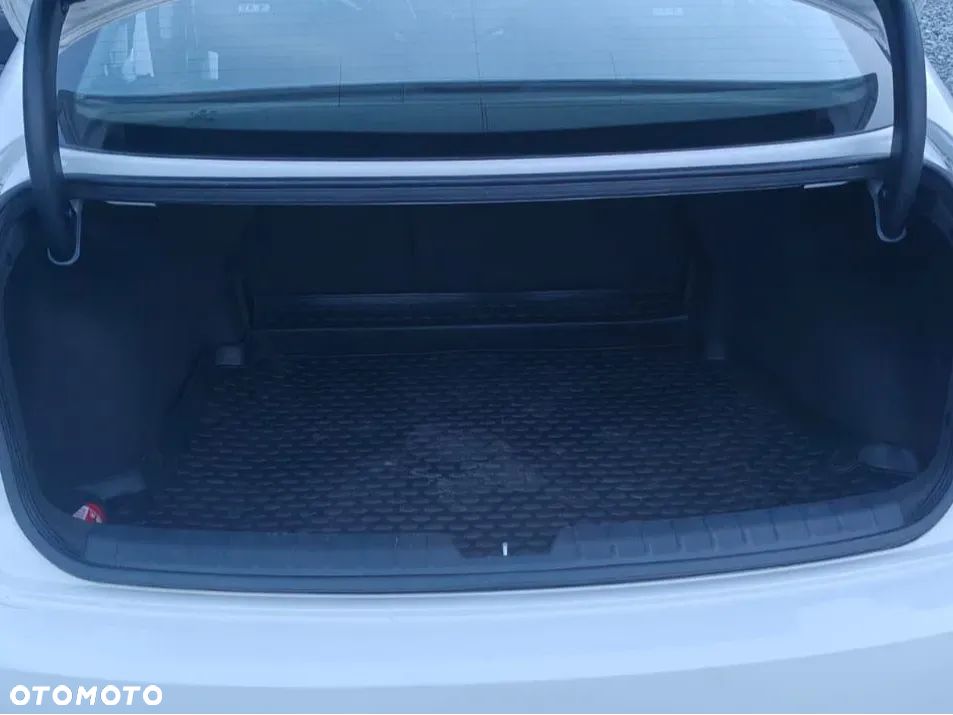 Hyundai i40 1.6 GDI Classic - 12