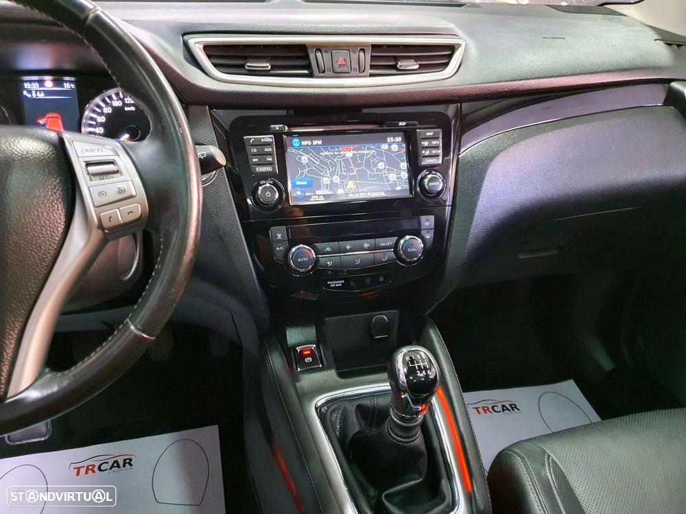 Nissan Qashqai 1.2 DIG-T Tekna Premium Pele S P.Preta - 17