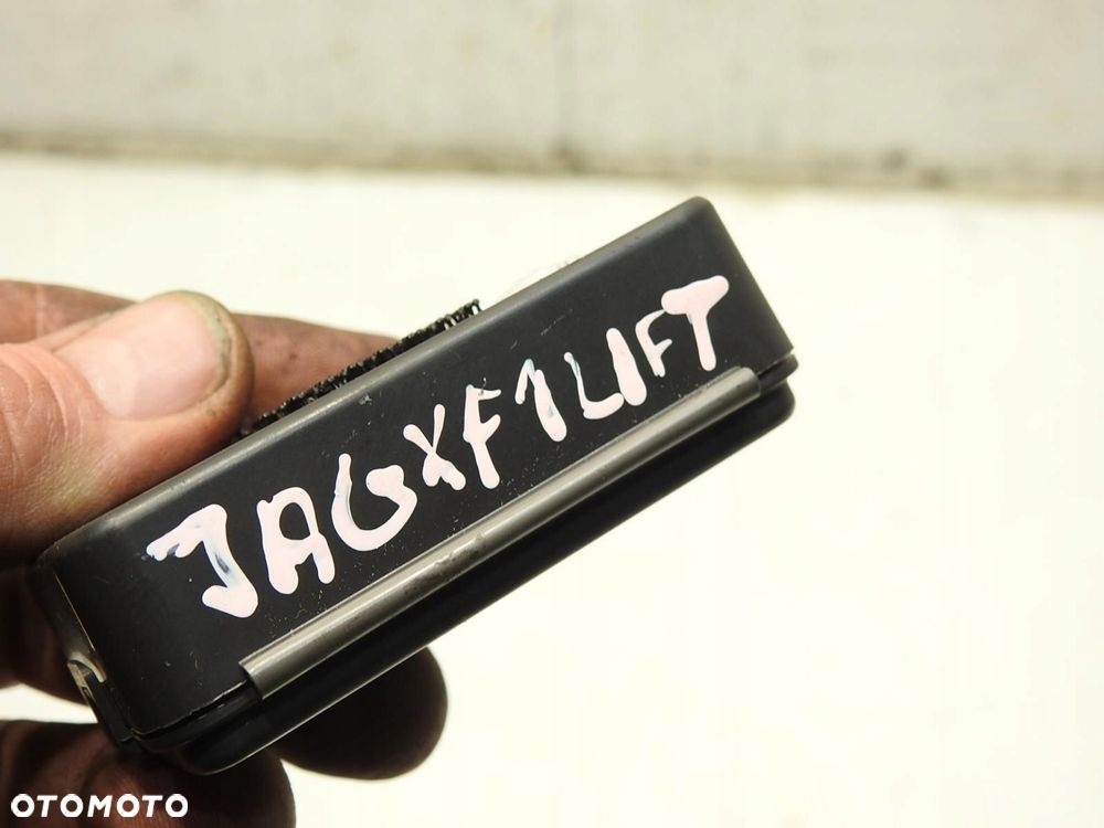 MODUŁ ANTENY JAGUAR XF X250 2.2 D AH42-15K602-BC - 2