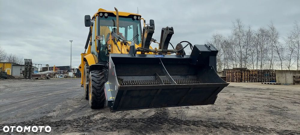 Łyżka przesiewająca Kovaco do koparko-ładowarki i ładowarki - 2