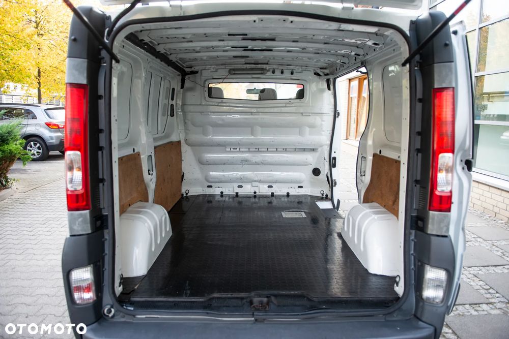 Renault Trafic 2.0 dCi 115 - 7