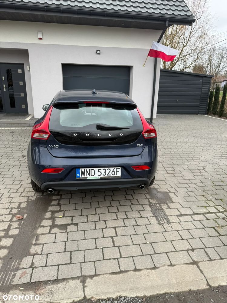 Volvo V40 D4 Drive-E Momentum - 6