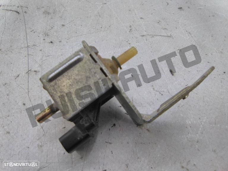 Válvula / Selenoide De Vácuo  Vw Polo Ii (86c) [1981_1994] 1.0 - 3