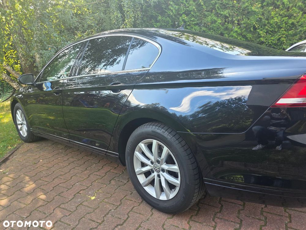 Volkswagen Passat 2.0 TDI BMT Comfortline - 12