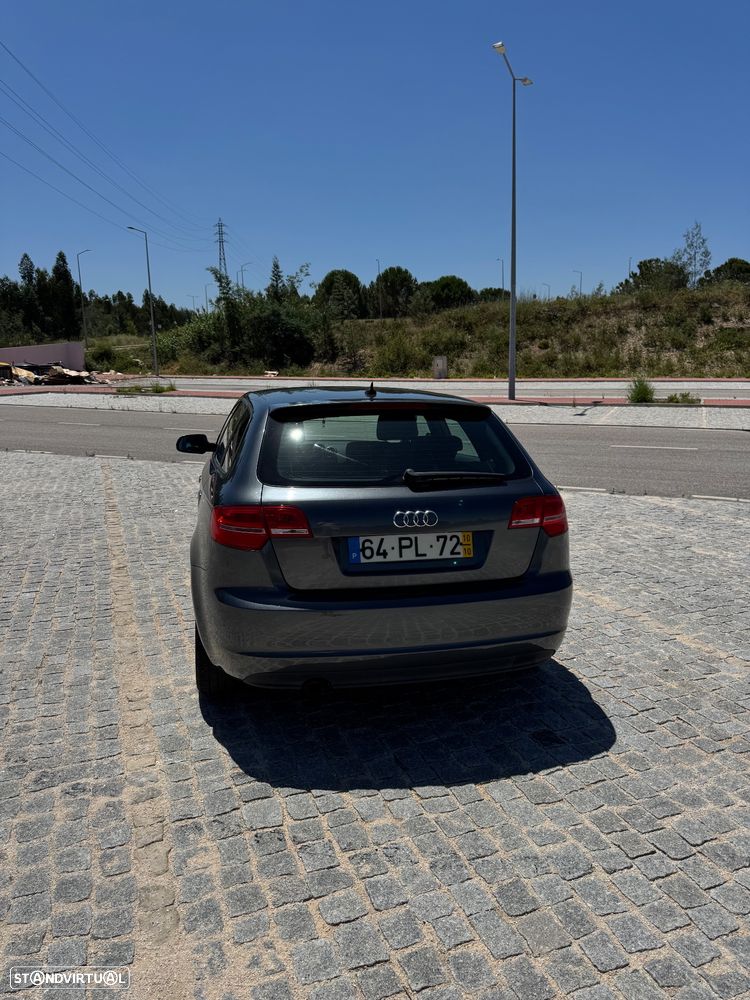 Audi A3 Sportback 1.6 TDI DPF S line Sport Pack - 4